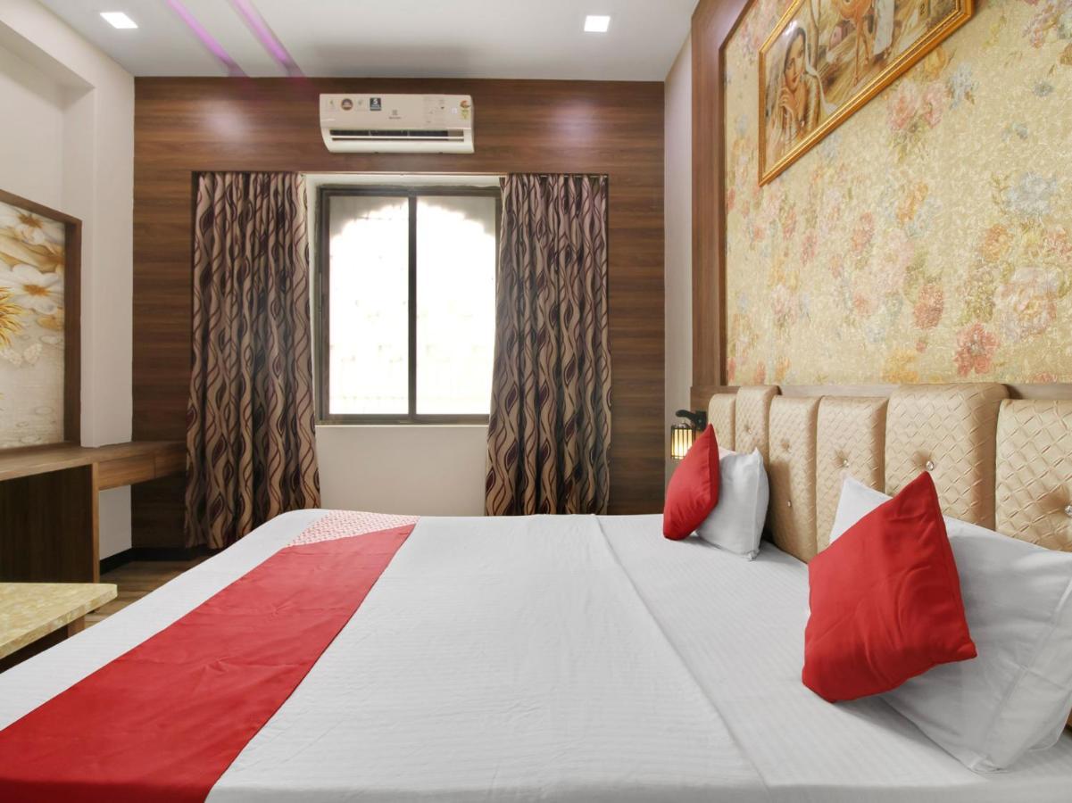 Oyo 72429 New Abhinandan Hotel Amroha Luaran gambar