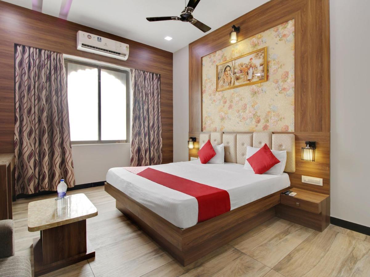 Oyo 72429 New Abhinandan Hotel Amroha Luaran gambar
