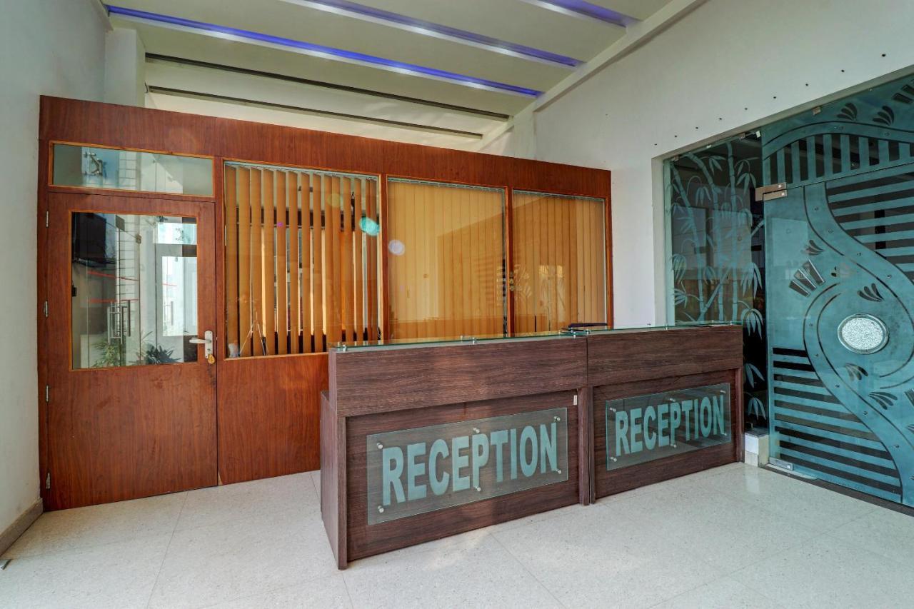 Oyo 72429 New Abhinandan Hotel Amroha Luaran gambar